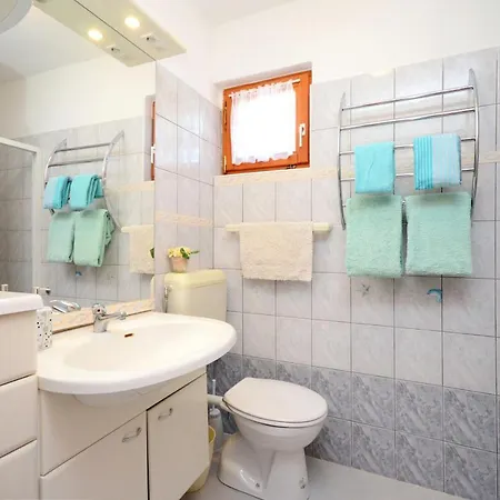 公寓 Andreas 拉维尼